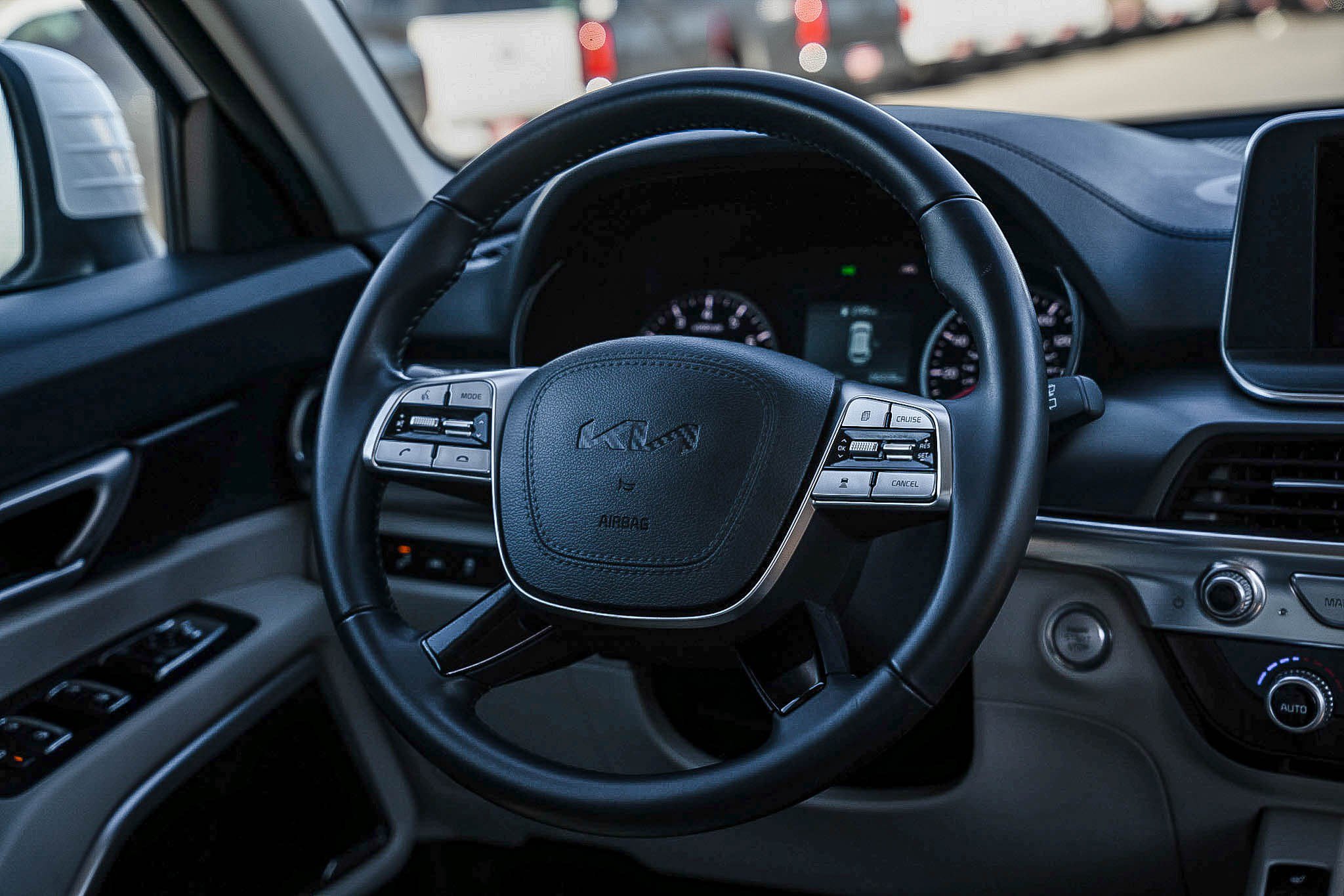 Used 2022 Kia Telluride S image 16