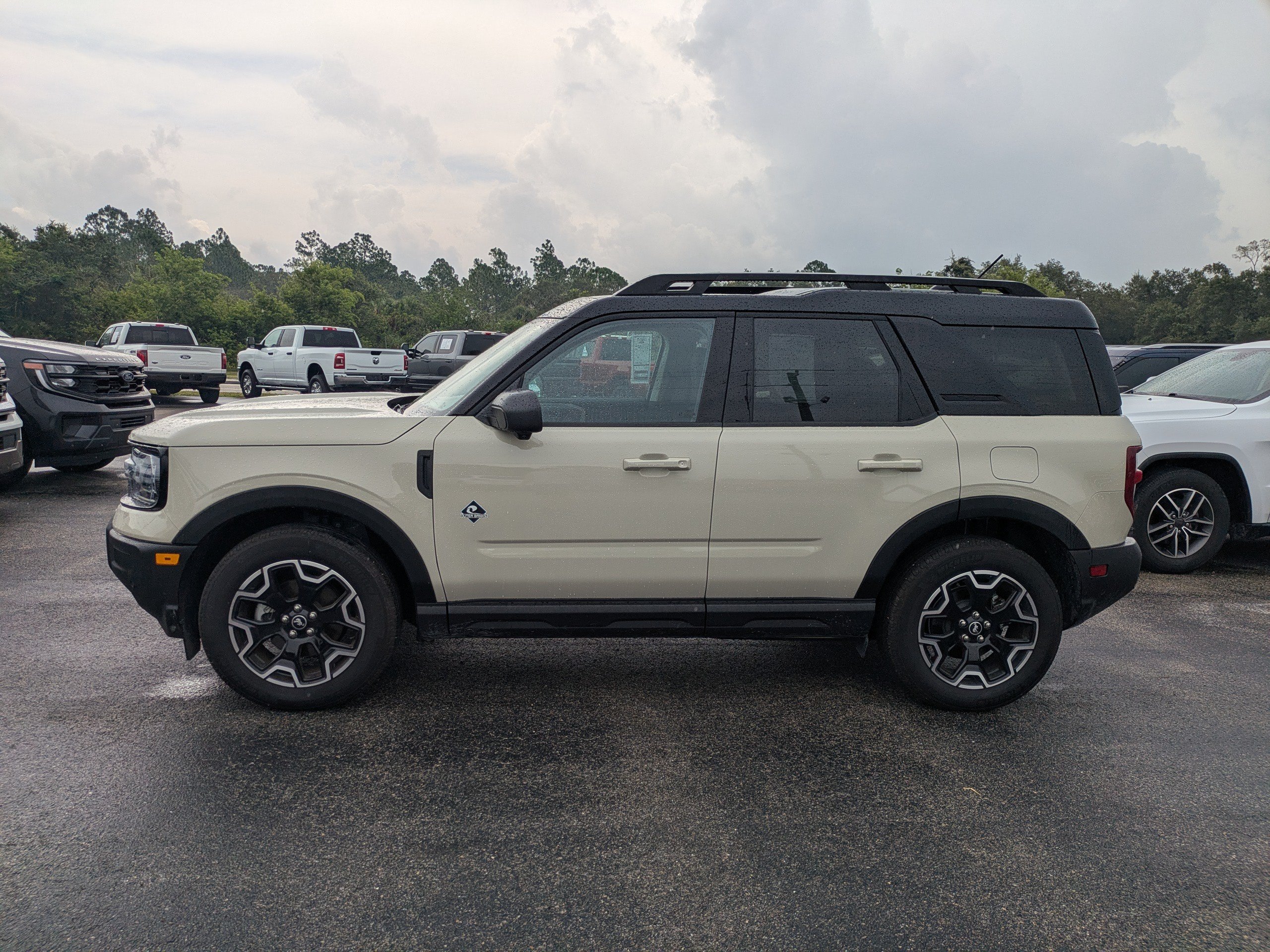 Used 2025 Ford Bronco Sport Outer Banks w/ Outer Banks Tech Package+ AWD/4WD image 7