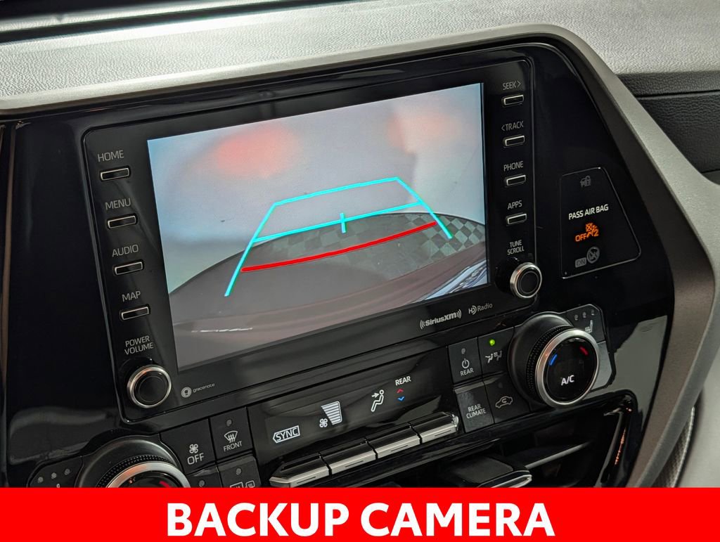 Used 2022 Toyota Highlander XLE FWD image 8