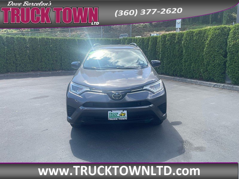 Used 2017 Toyota RAV4 LE w/ All Weather Liner Package AWD/4WD image 8