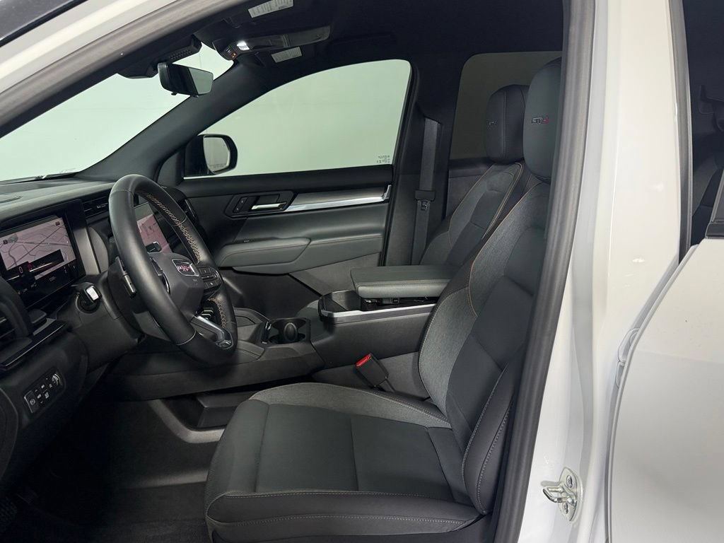 Used 2026 GMC Terrain AT4 w/ Convenience Package III AWD/4WD image 20