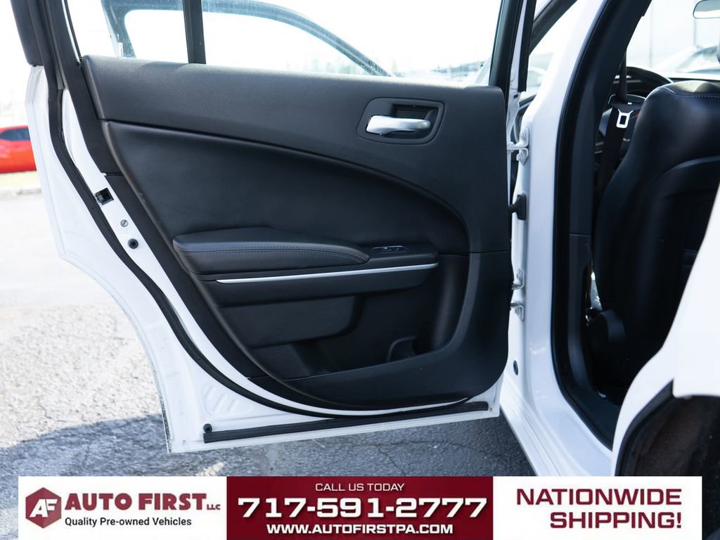 Used 2020 Dodge Charger SXT w/ Leather Interior Group image 11