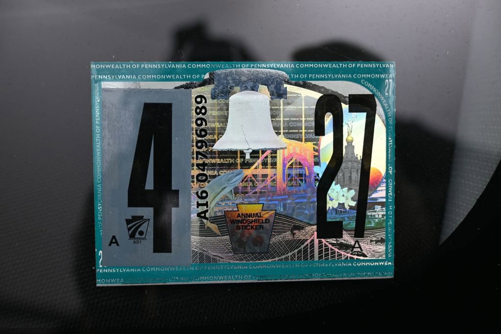 Used 2021 Tesla Model 3 Standard Range Plus image 11