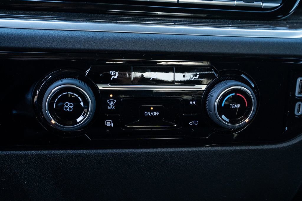 New 2026 Chevrolet Silverado 3500 LT image 24