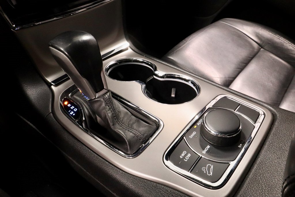 Used 2021 Jeep Grand Cherokee Limited image 30