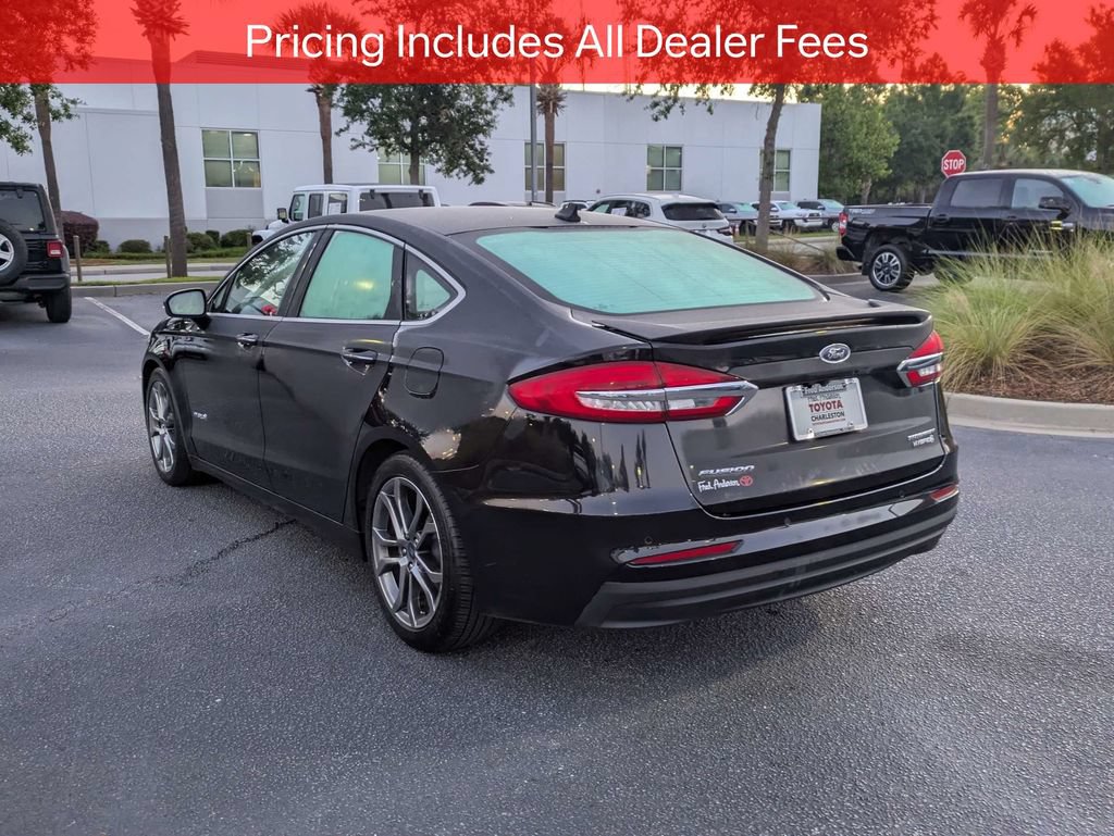 Used 2019 Ford Fusion Titanium FWD image 6