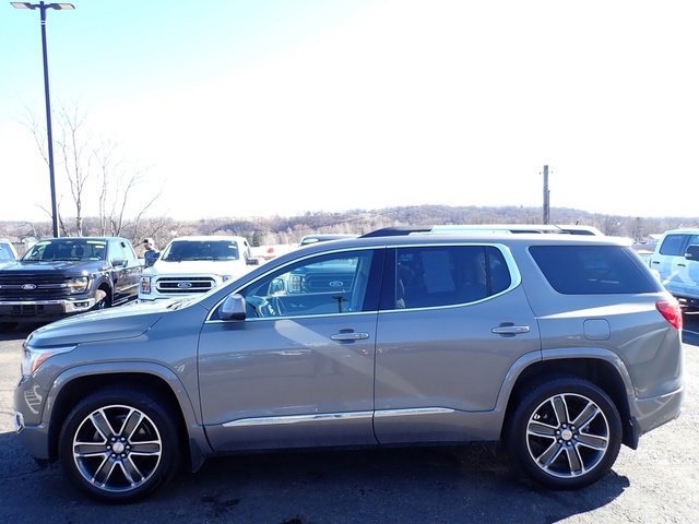 Used 2019 GMC Acadia Denali w/ Technology Package image 2
