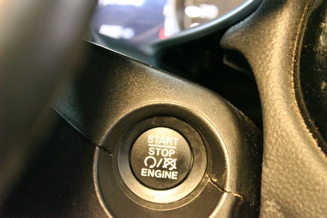 Used 2021 Jeep Compass Limited AWD/4WD image 23