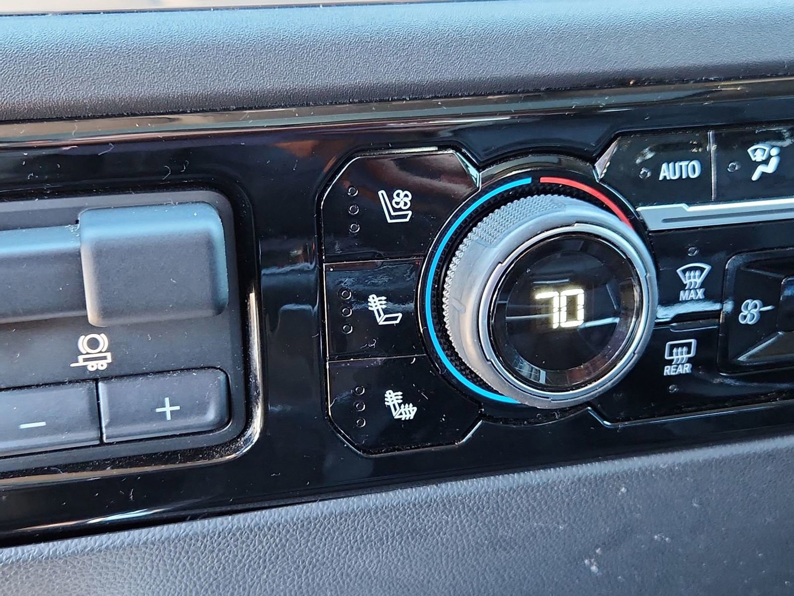 Used 2022 Chevrolet Silverado 1500 LTZ image 25