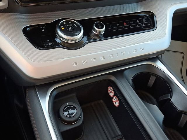Certified 2025 Ford Expedition Max Active AWD/4WD image 16