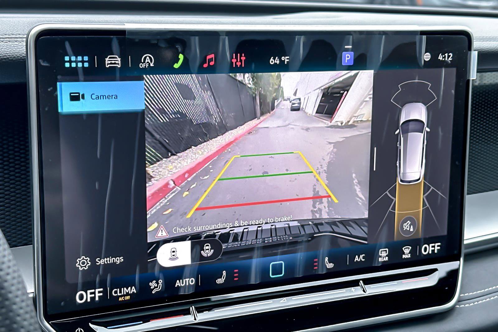 New 2026 Volkswagen Tiguan SE R-Line image 18