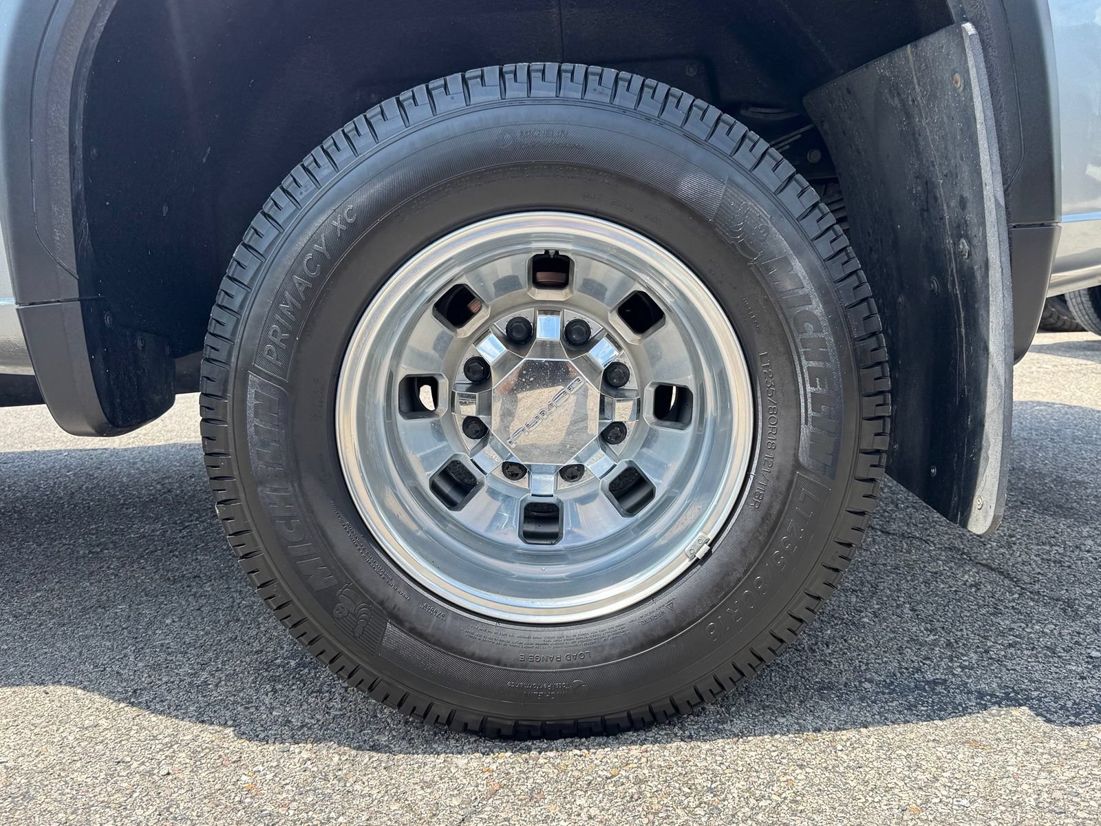 Used 2024 GMC Sierra 3500 Denali Ultimate AWD/4WD image 37
