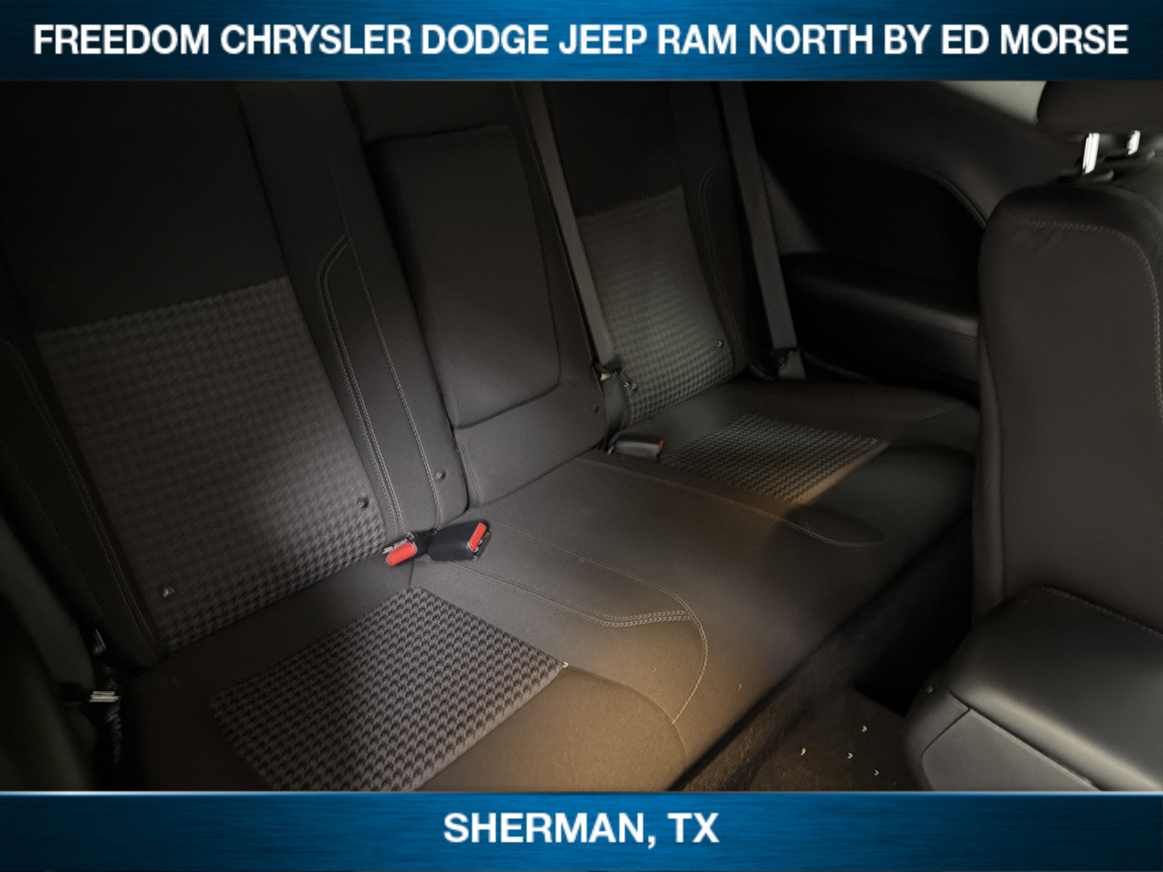 Used 2023 Dodge Challenger SXT w/ Blacktop Package RWD image 9