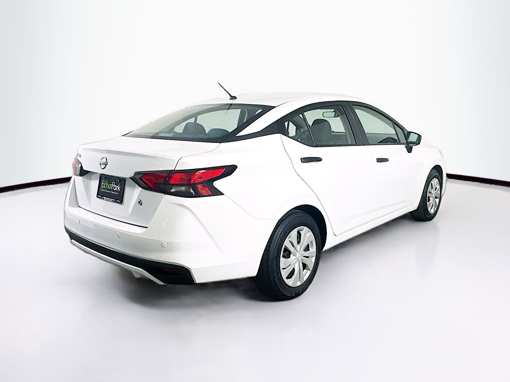 Used 2025 Nissan Versa S image 9