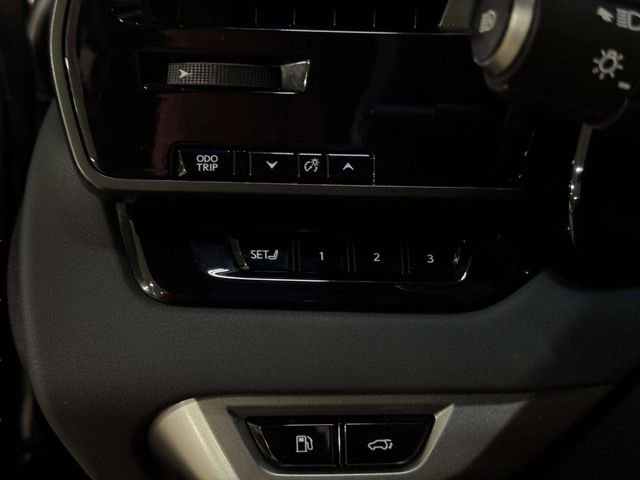 Used 2024 Lexus RX 500h F Sport w/ Convenience Package image 24