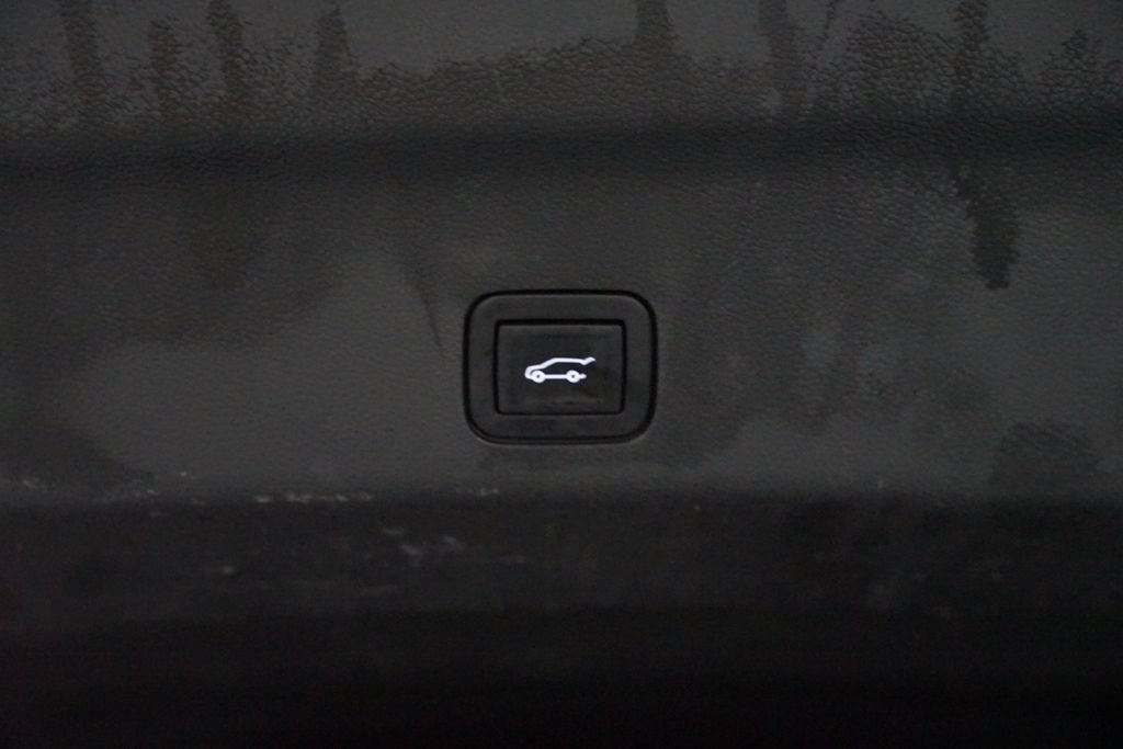 Used 2023 GMC Yukon XL Denali w/ Max Trailering Package AWD/4WD image 36