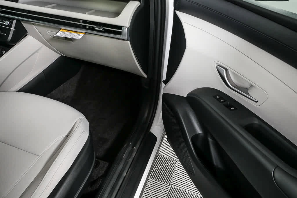 New 2026 Hyundai Tucson SE image 24