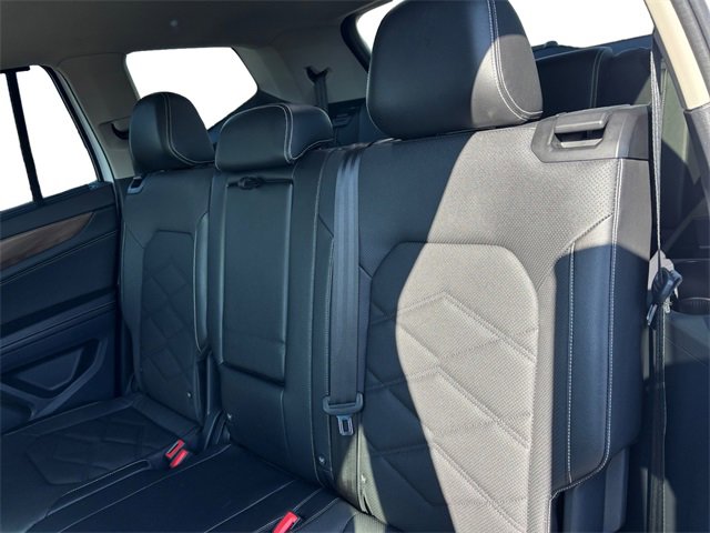 Used 2024 Volkswagen Atlas SE image 13
