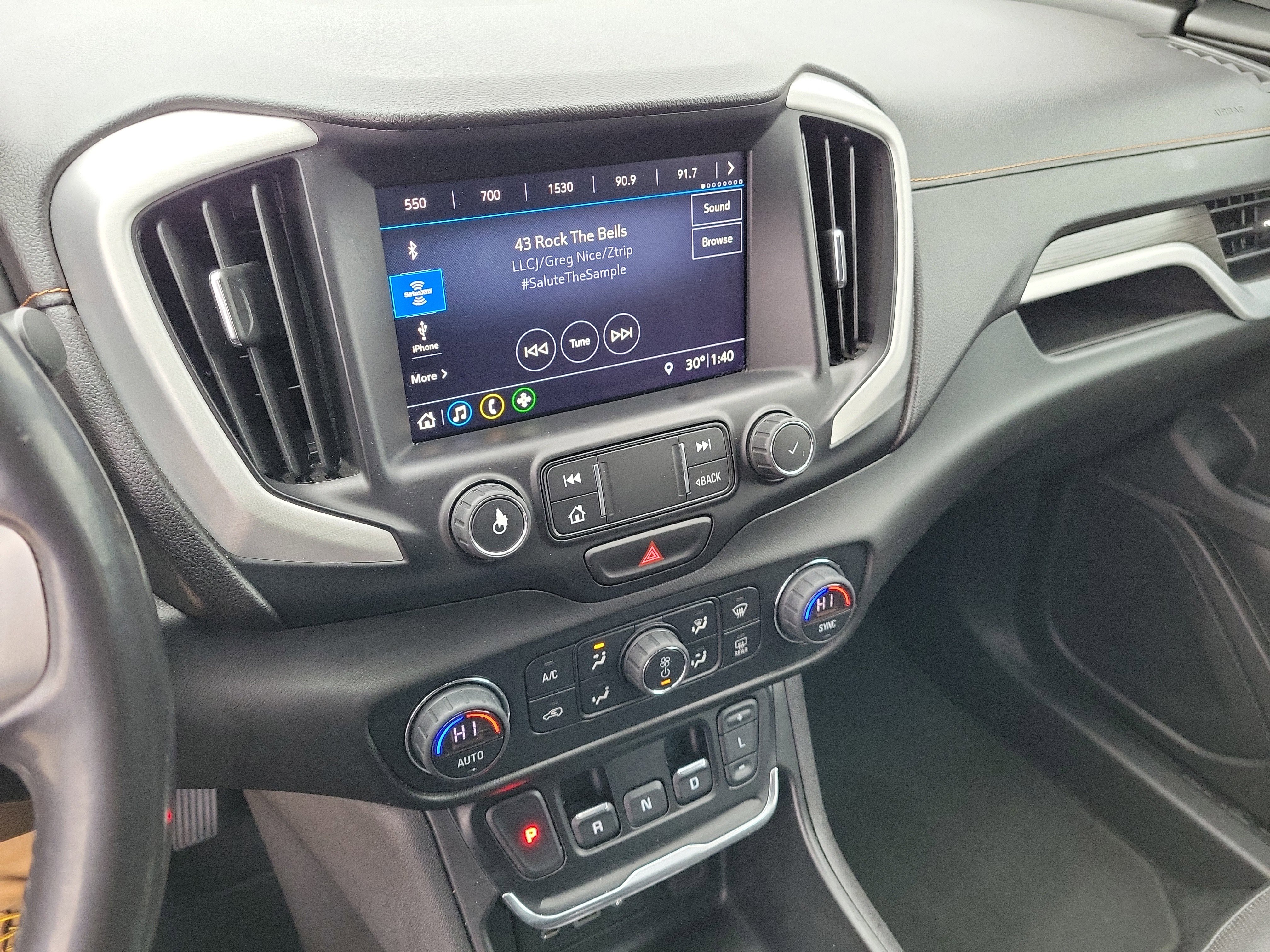 Used 2020 GMC Terrain SLT image 28