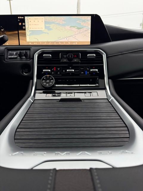 Used 2025 Nissan Armada Platinum Reserve image 31