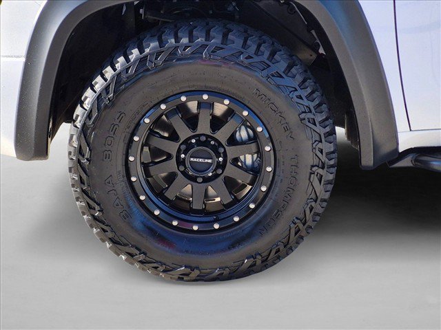 Used 2025 Toyota Tundra SR w/ SR Tow Package AWD/4WD image 20