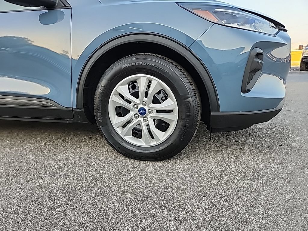 Used 2023 Ford Escape FWD image 3