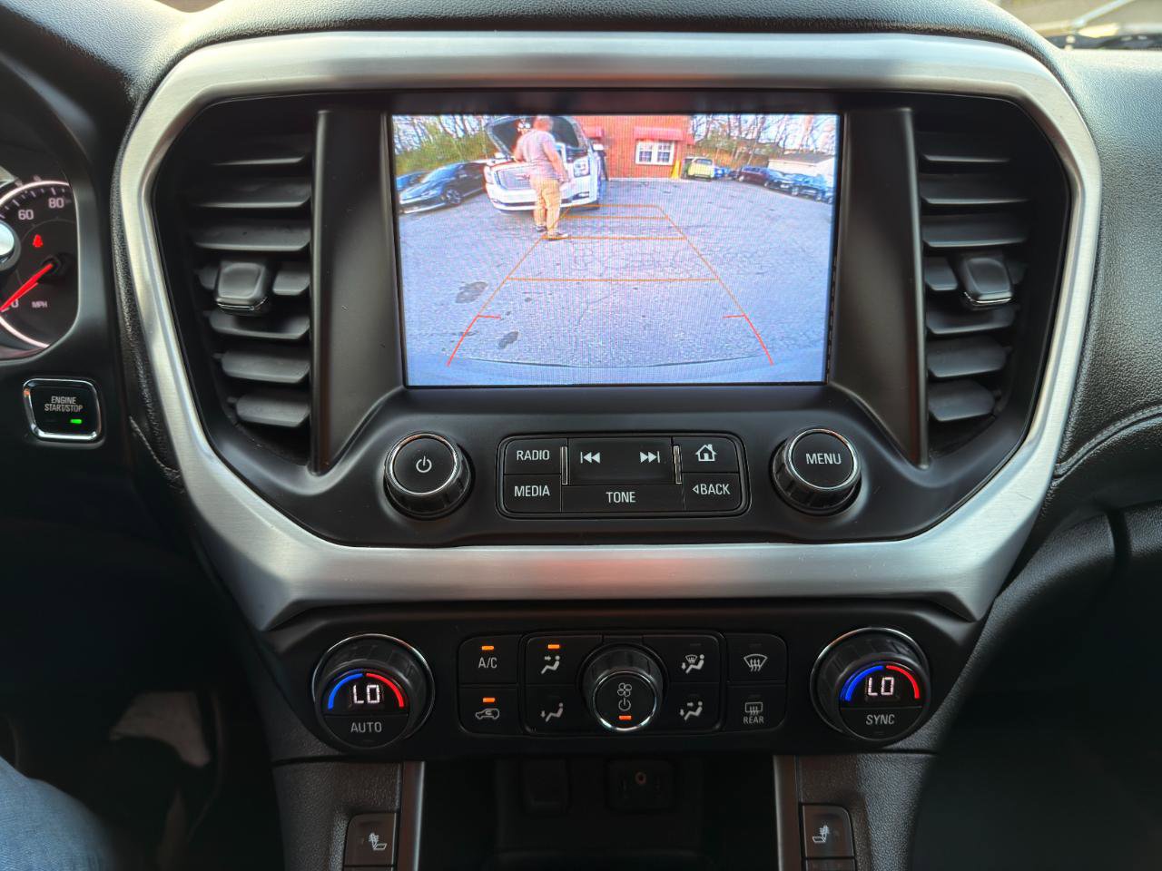 Used 2019 GMC Acadia SLT image 23