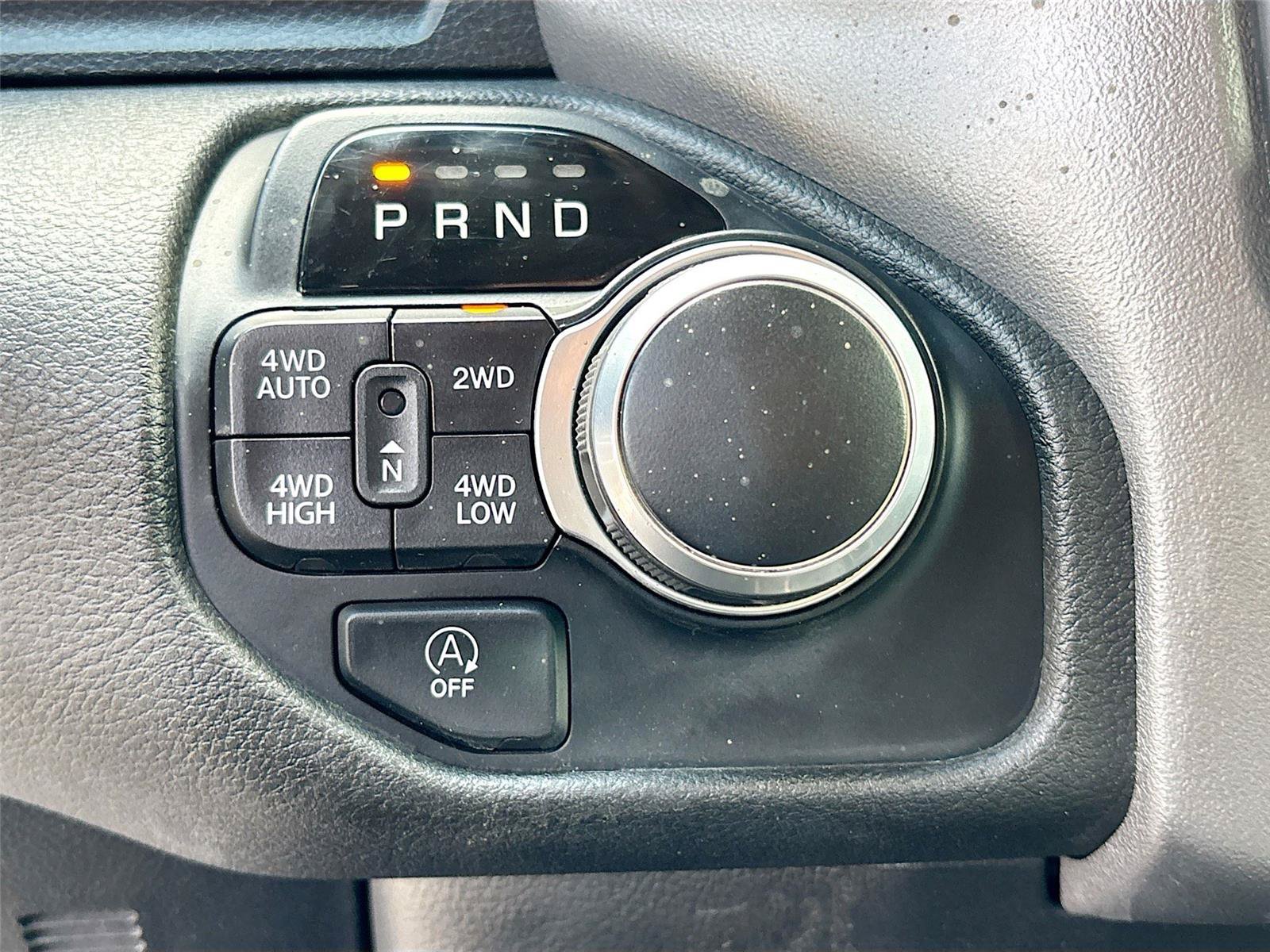 Used 2019 RAM 1500 Big Horn AWD/4WD image 16