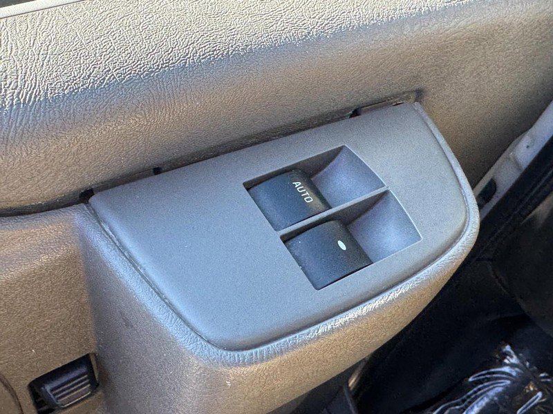 Used 2018 GMC Savana 2500 w/ Driver Convenience Package image 21