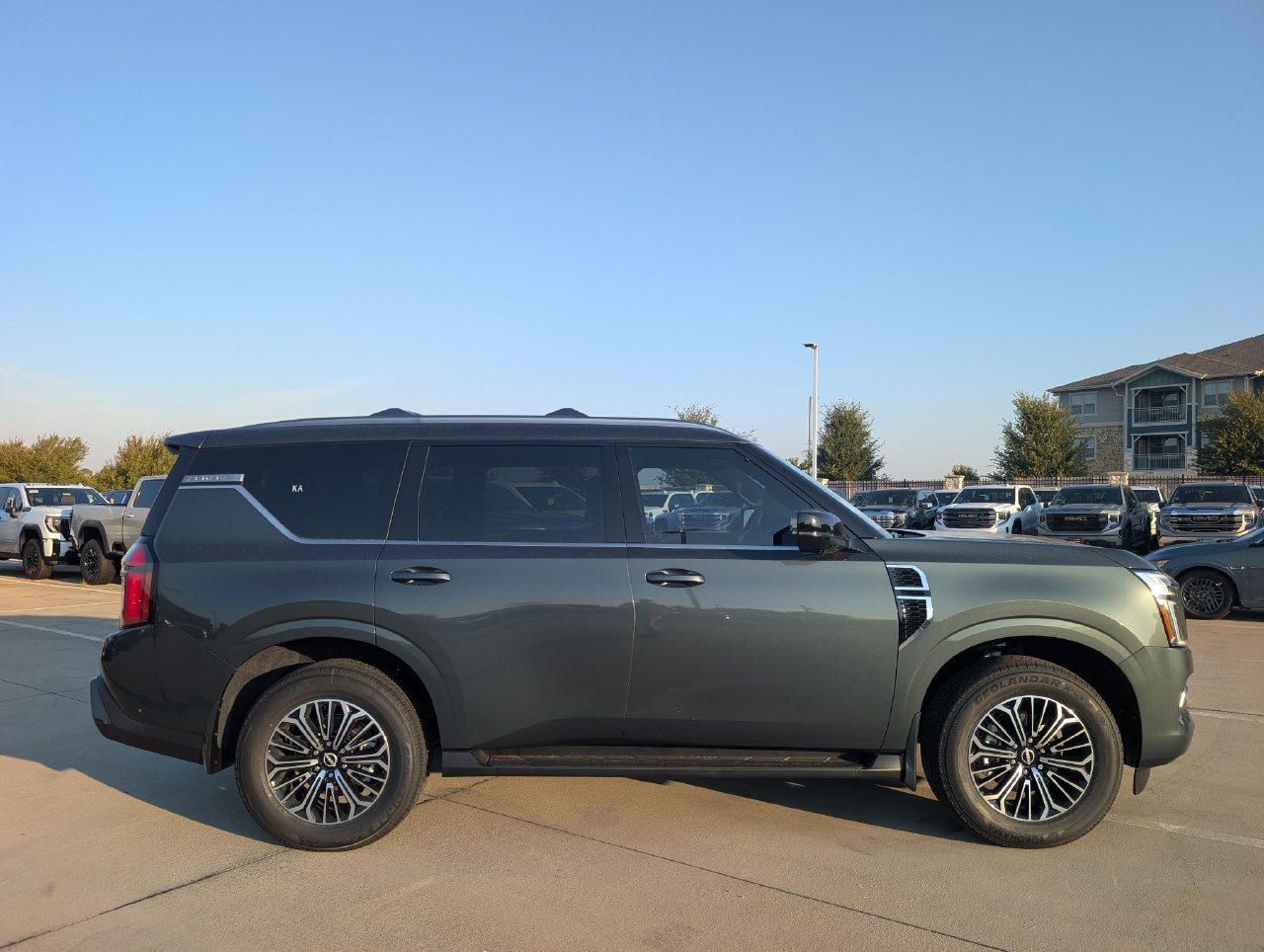 New 2026 Nissan Armada Platinum RWD image 3