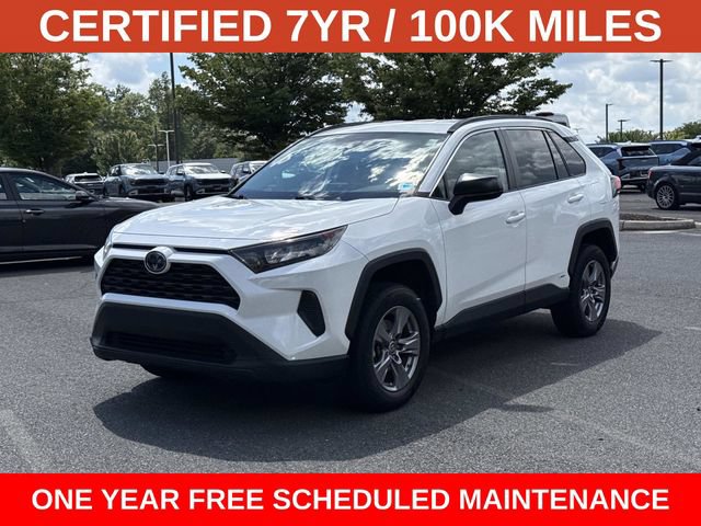 Used 2022 Toyota RAV4 LE AWD/4WD image 5