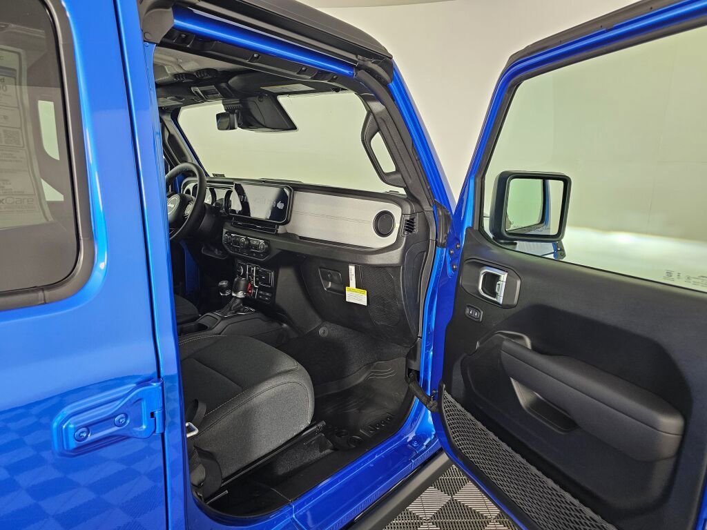New 2026 Jeep Gladiator Mojave AWD/4WD image 34