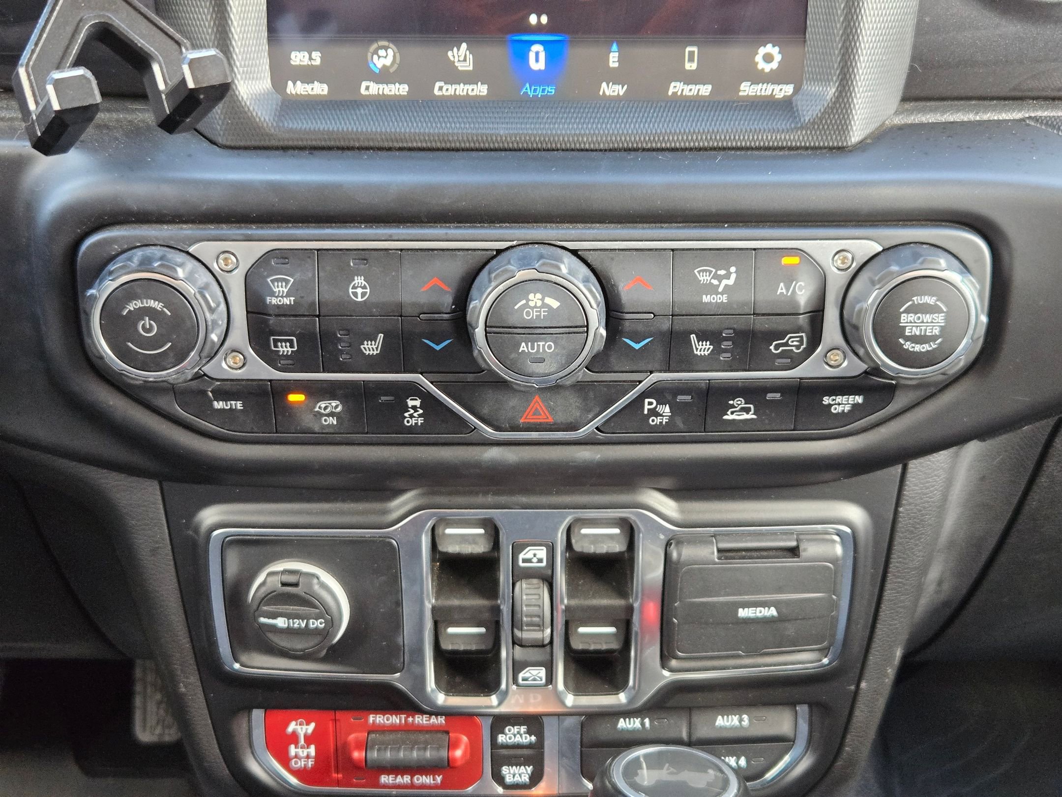 Used 2022 Jeep Wrangler Unlimited Rubicon image 18