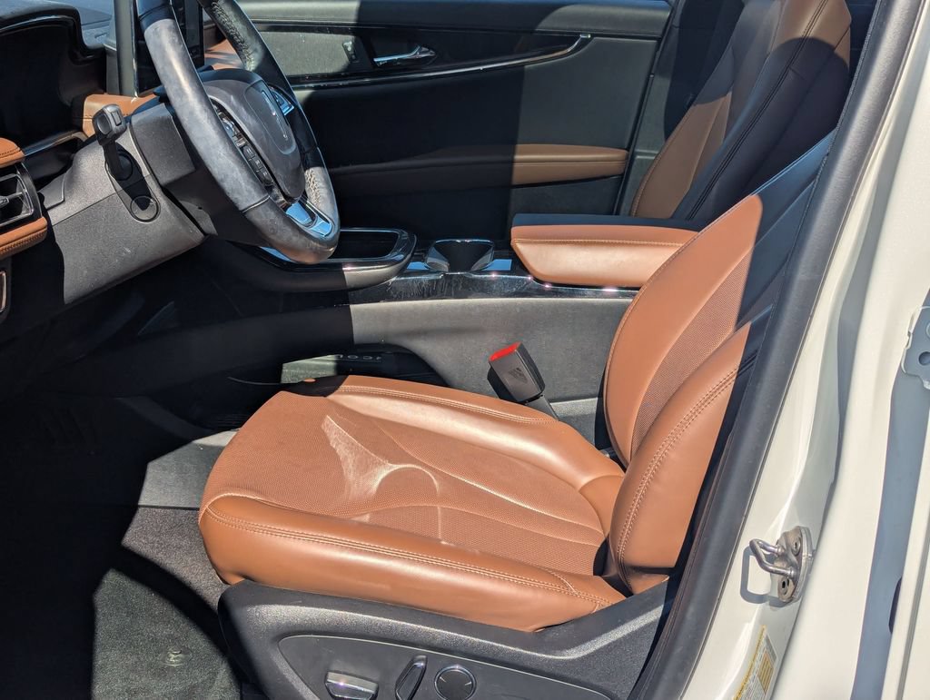 Used 2023 Lincoln Nautilus Reserve AWD/4WD image 11