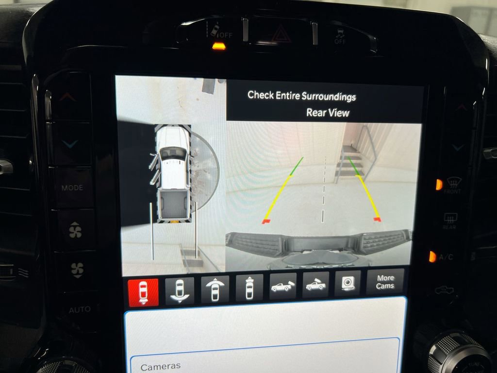 Used 2024 RAM 3500 Limited AWD/4WD image 16