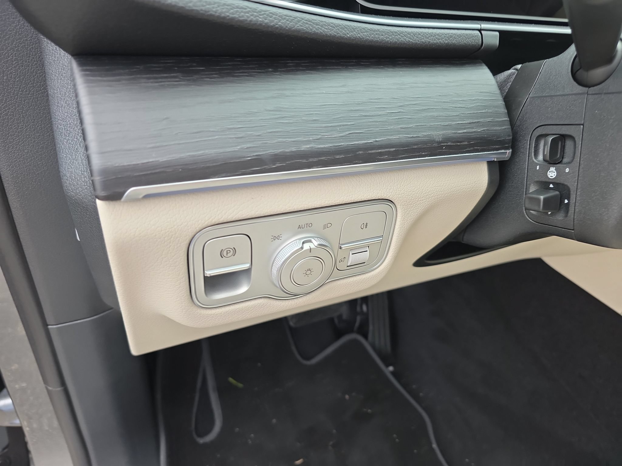 New 2026 Mercedes-Benz GLE 450 4MATIC image 12