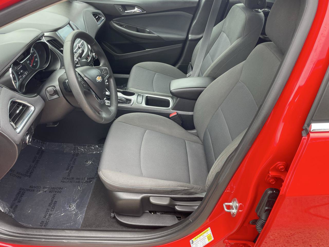 Used 2018 Chevrolet Cruze LT FWD image 27