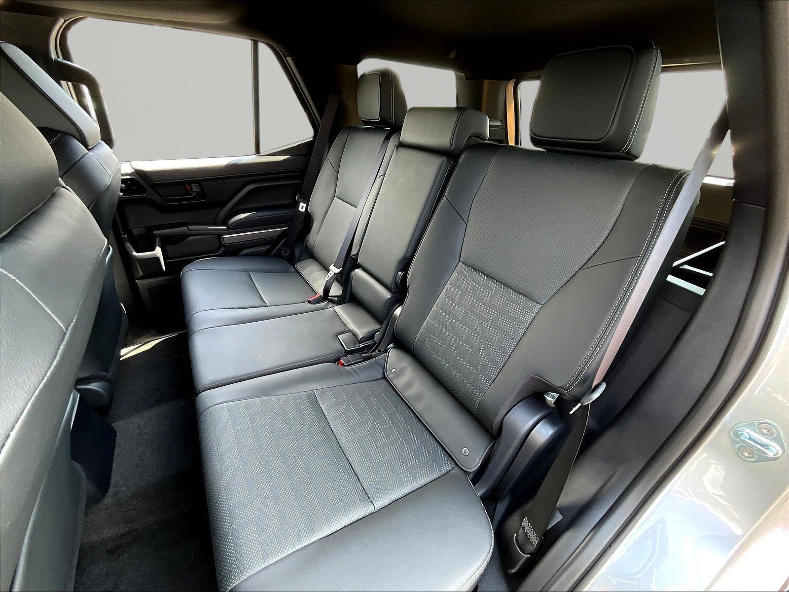 New 2026 Toyota 4Runner TRD Off-Road Premium AWD/4WD image 18