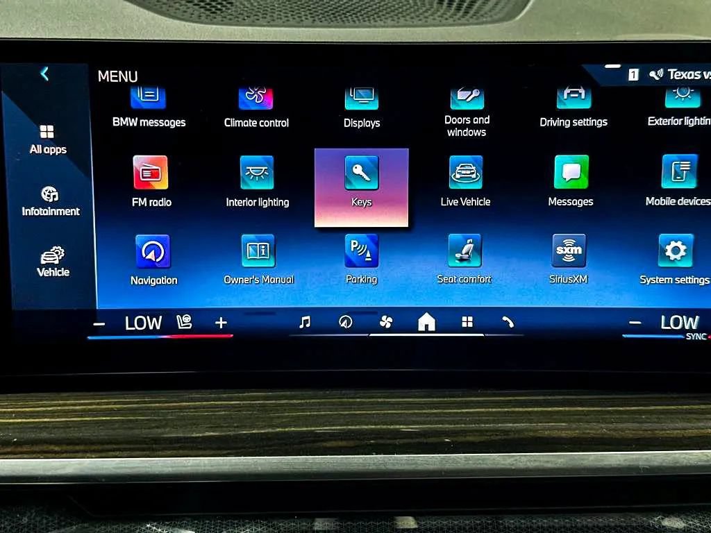 Used 2024 BMW X5 xDrive40i w/ Premium Package AWD/4WD image 36