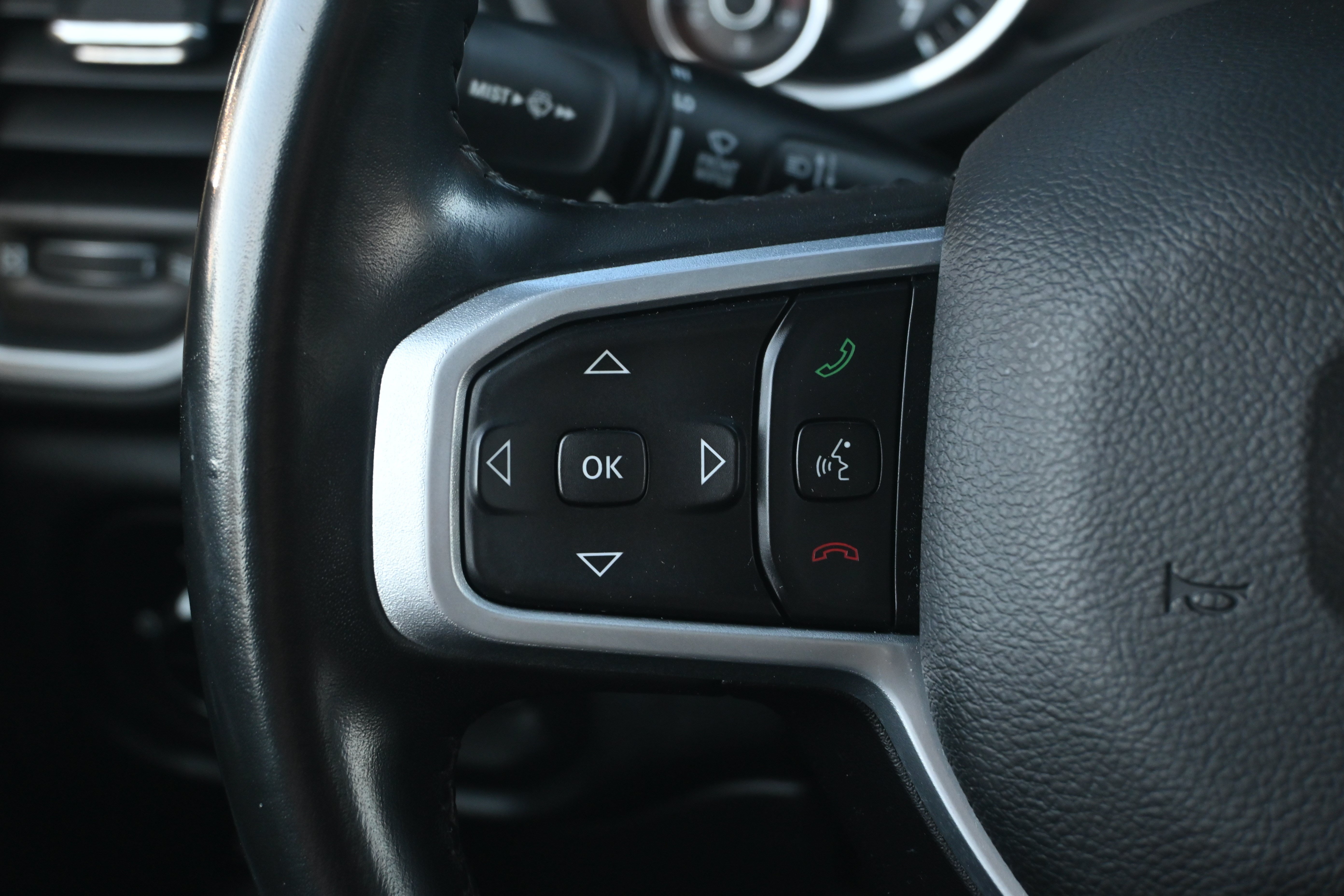 Used 2022 RAM 1500 Lone Star AWD/4WD image 17