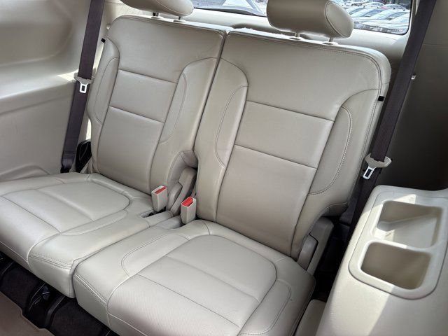 Used 2017 GMC Acadia Denali image 18