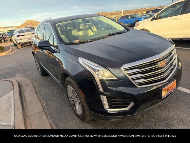 Used 2017 Cadillac XT5 Luxury w/ Driver Awareness Package image 3