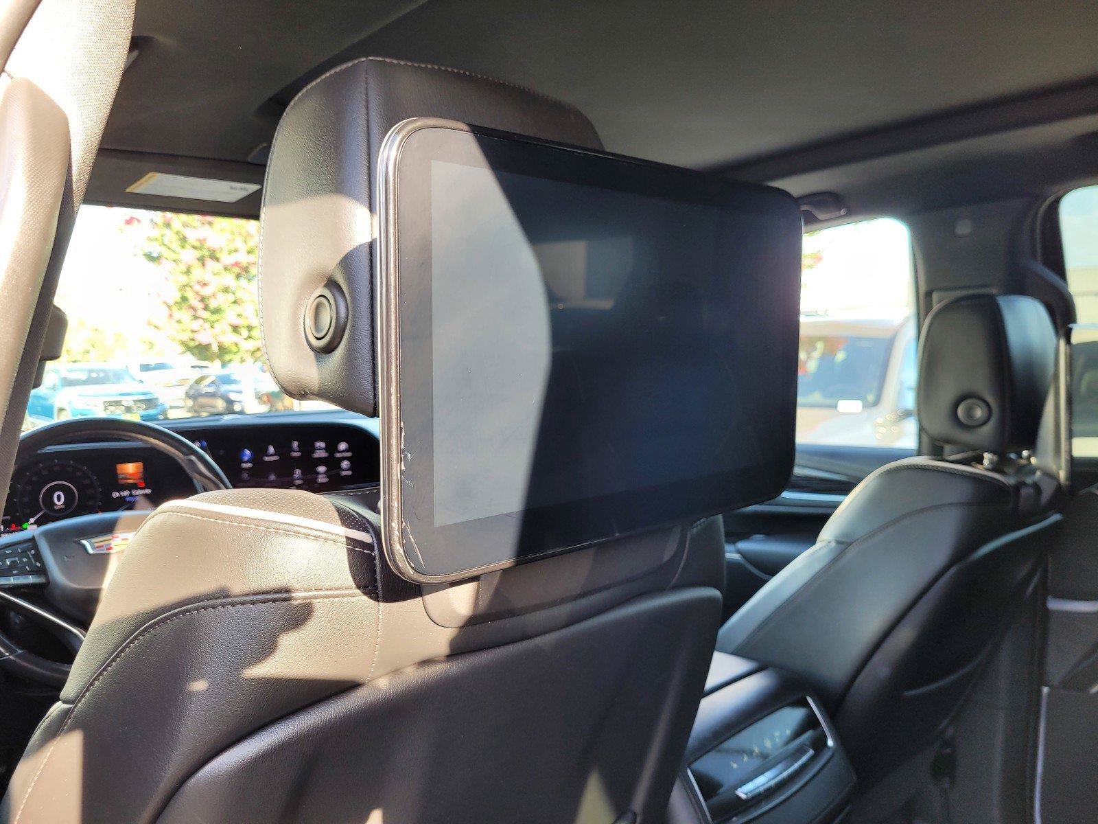 Used 2023 Cadillac Escalade Sport AWD/4WD image 18