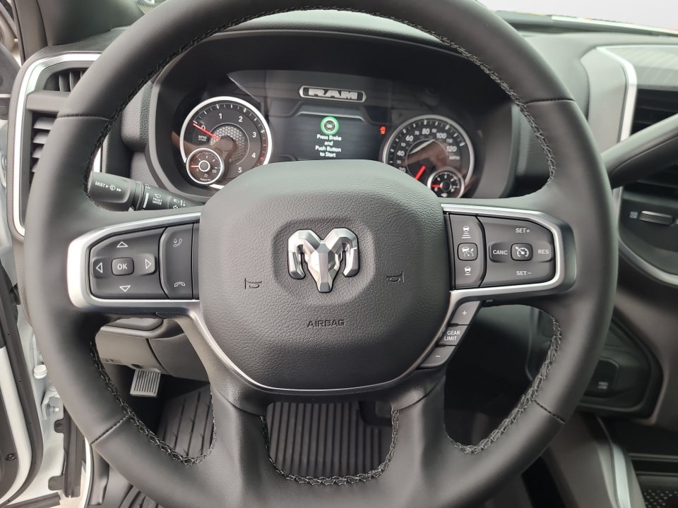 New 2026 RAM 2500 Big Horn AWD/4WD image 10