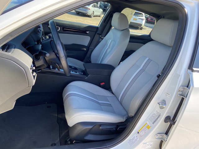 Used 2025 Honda Civic Sport image 18