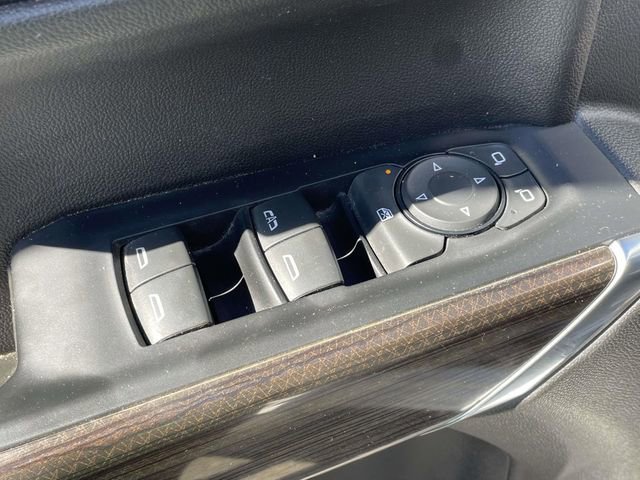 Used 2022 Chevrolet Silverado 1500 LT Trail Boss w/ LPO, Dark Essentials Package AWD/4WD image 18