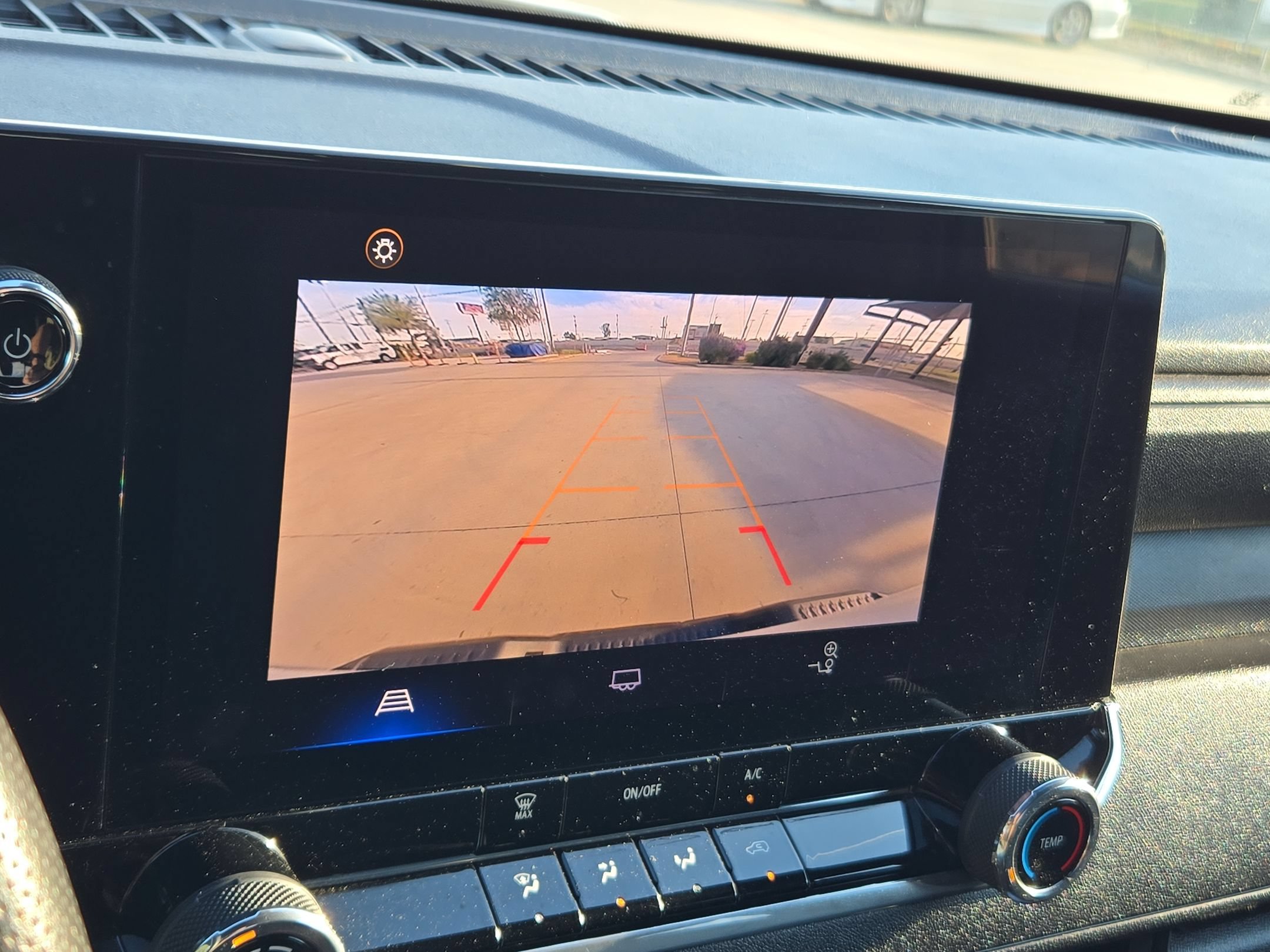 Certified 2024 Chevrolet Colorado W/T RWD image 16