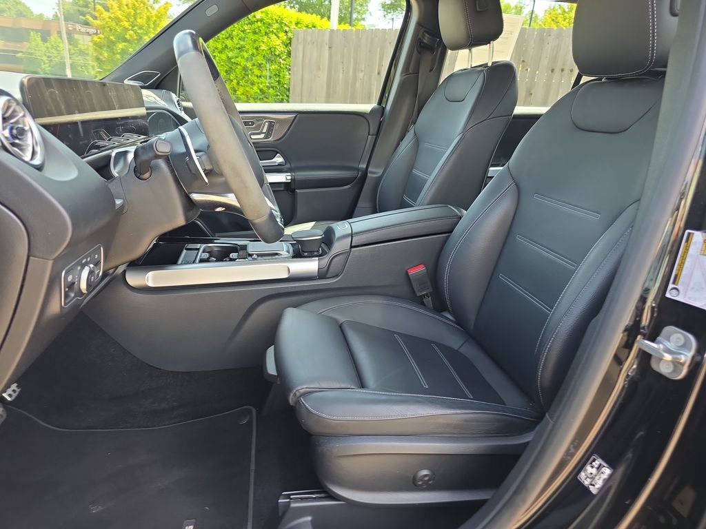 Certified 2023 Mercedes-Benz GLB 35 AMG 4MATIC image 10
