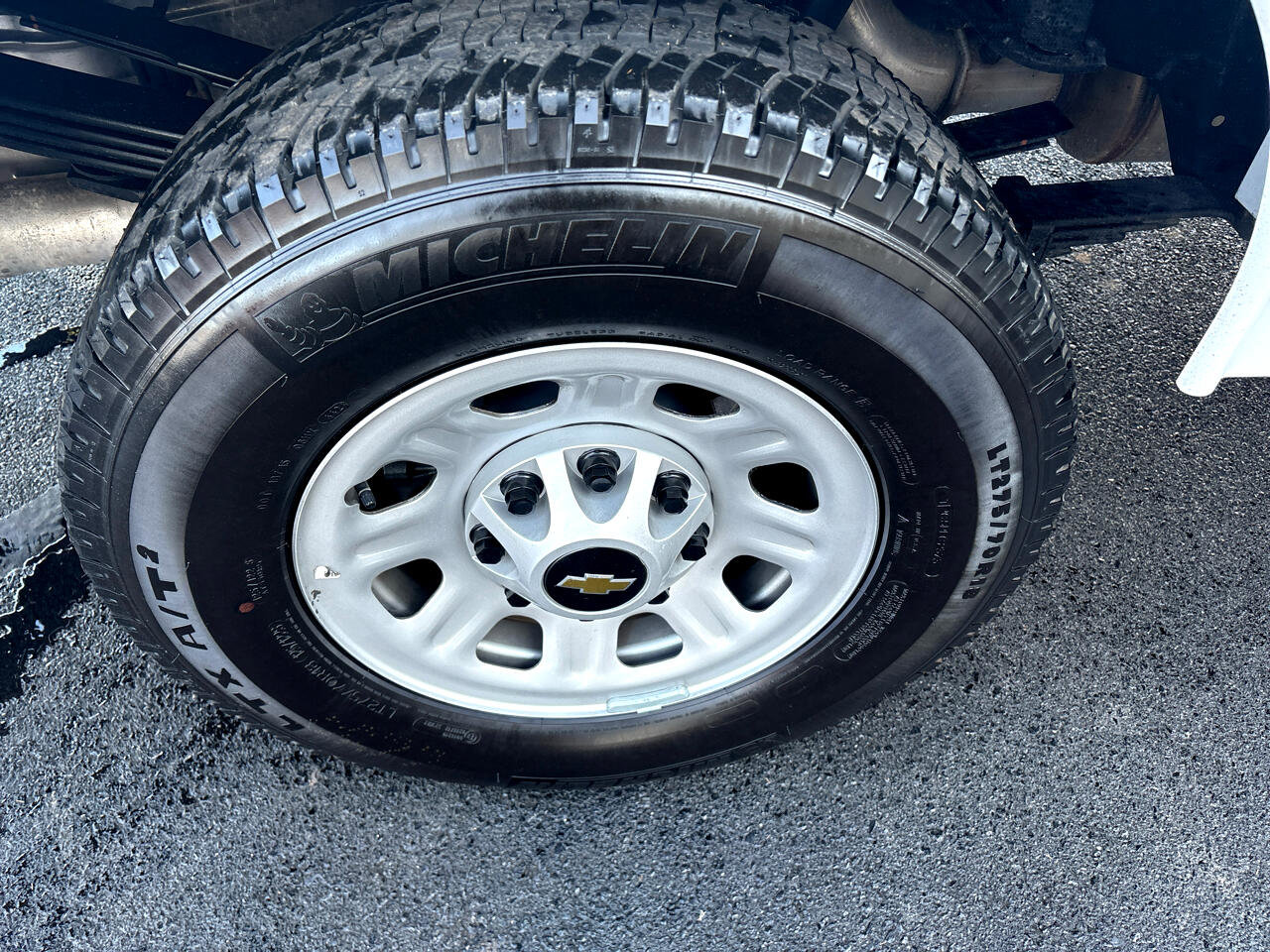 Used 2025 Chevrolet Silverado 3500 W/T w/ WT Convenience Package image 27