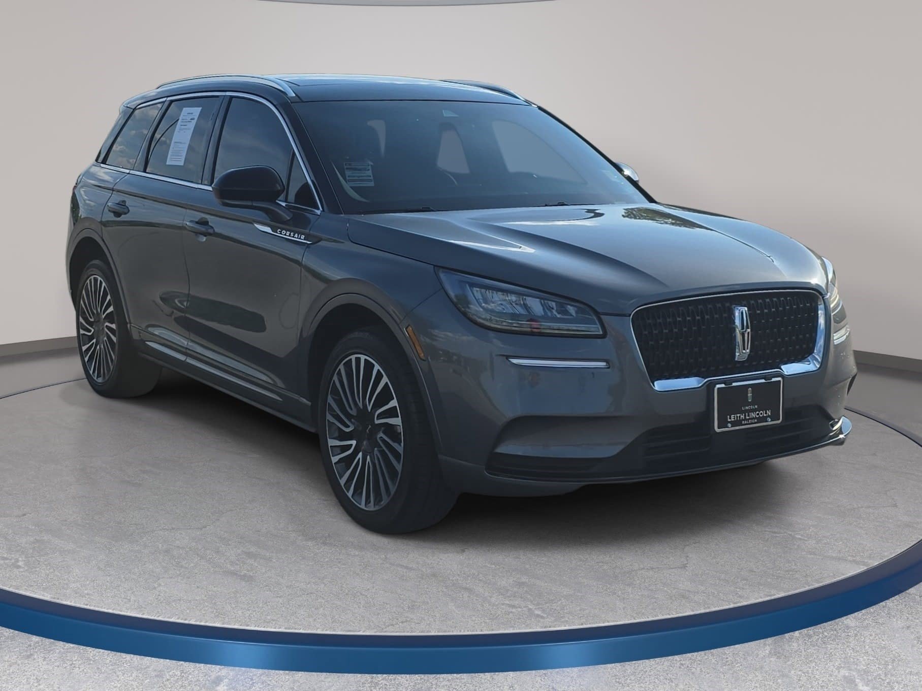 Certified 2022 Lincoln Corsair AWD w/ Premium Package image 3